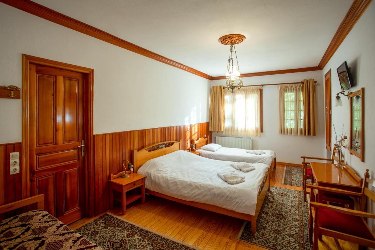 Hotel Adonis Metsovo Exterior foto